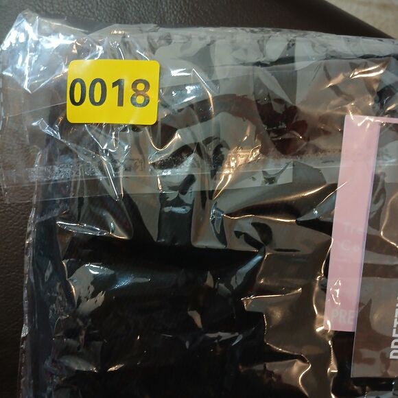 NWT Pretty Little Thing Plus USA Size 24 Black Cargo Frayed Denim Mini Skirt - Picture 12 of 12